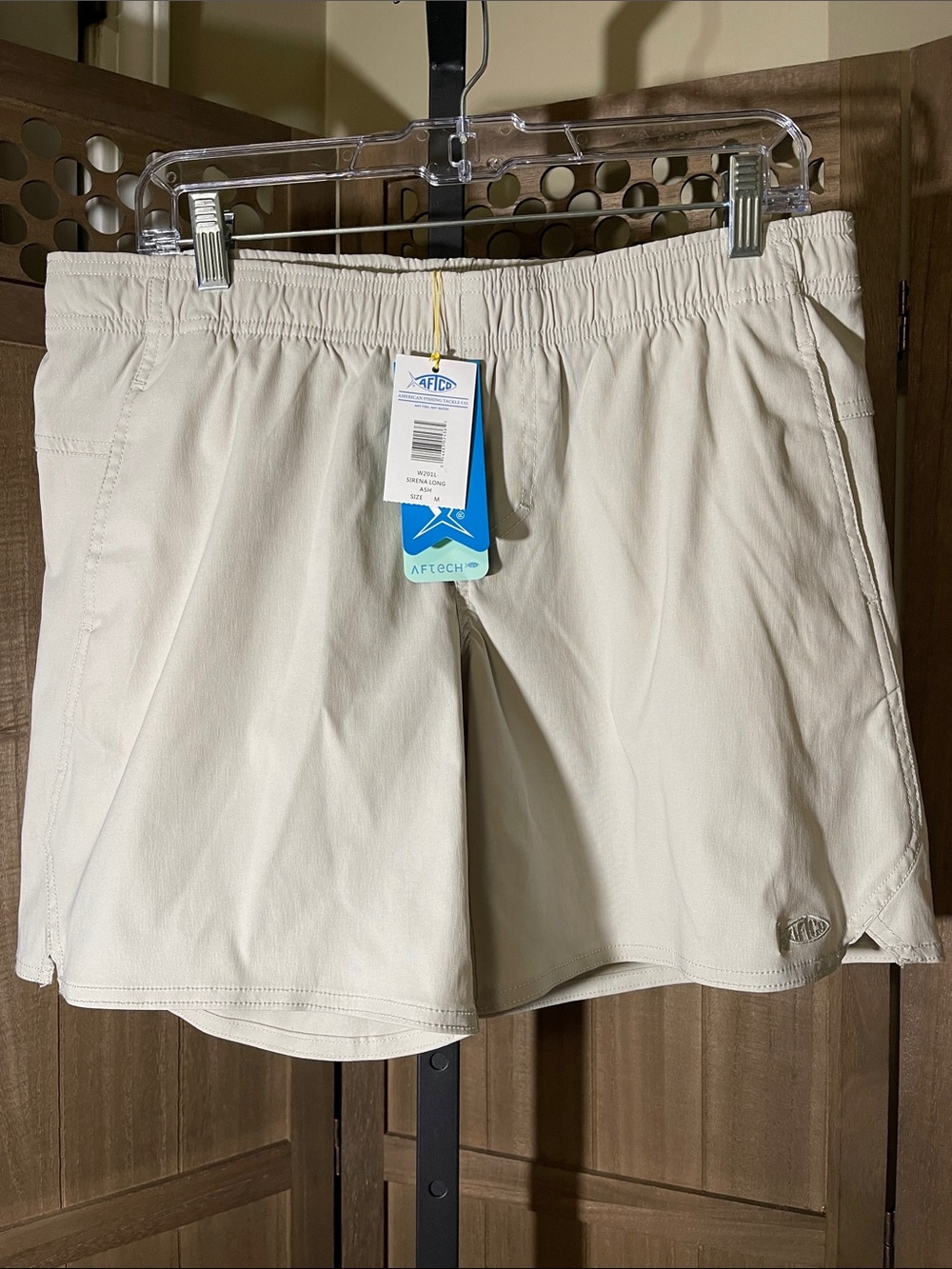 AFTCO Women’s Sirena Long Ash Shorts Size Med